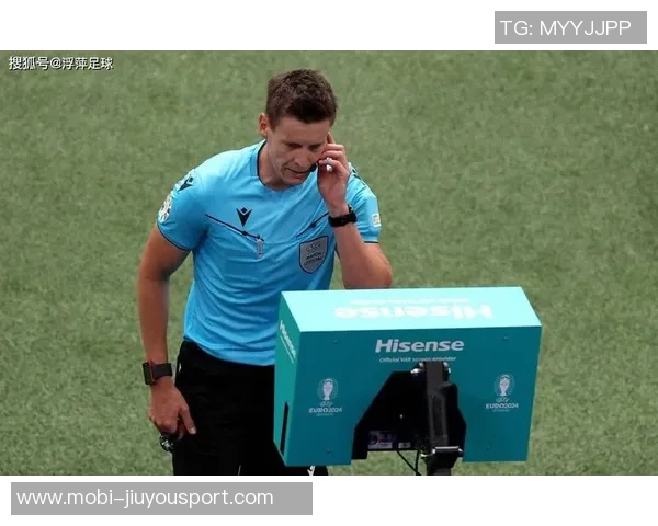 裁判因VAR技术影响判断能力遭质疑专家称误判现象普遍不应过分指责